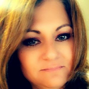 Meet your Posher, Melyssa